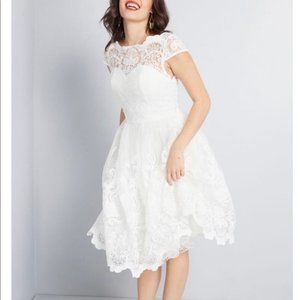 NWT Chi Chi London White Lace and Tulle Dress